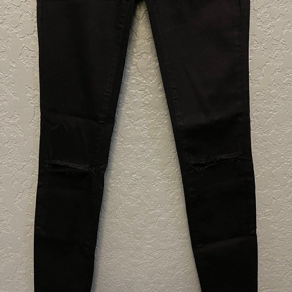 Frame NWOT Vian Ripped Skinny Jeans - Picture 5 of 16